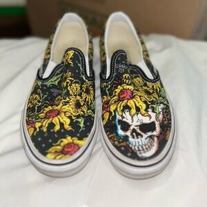 Vans Colorful Skull Slip-On Shoes